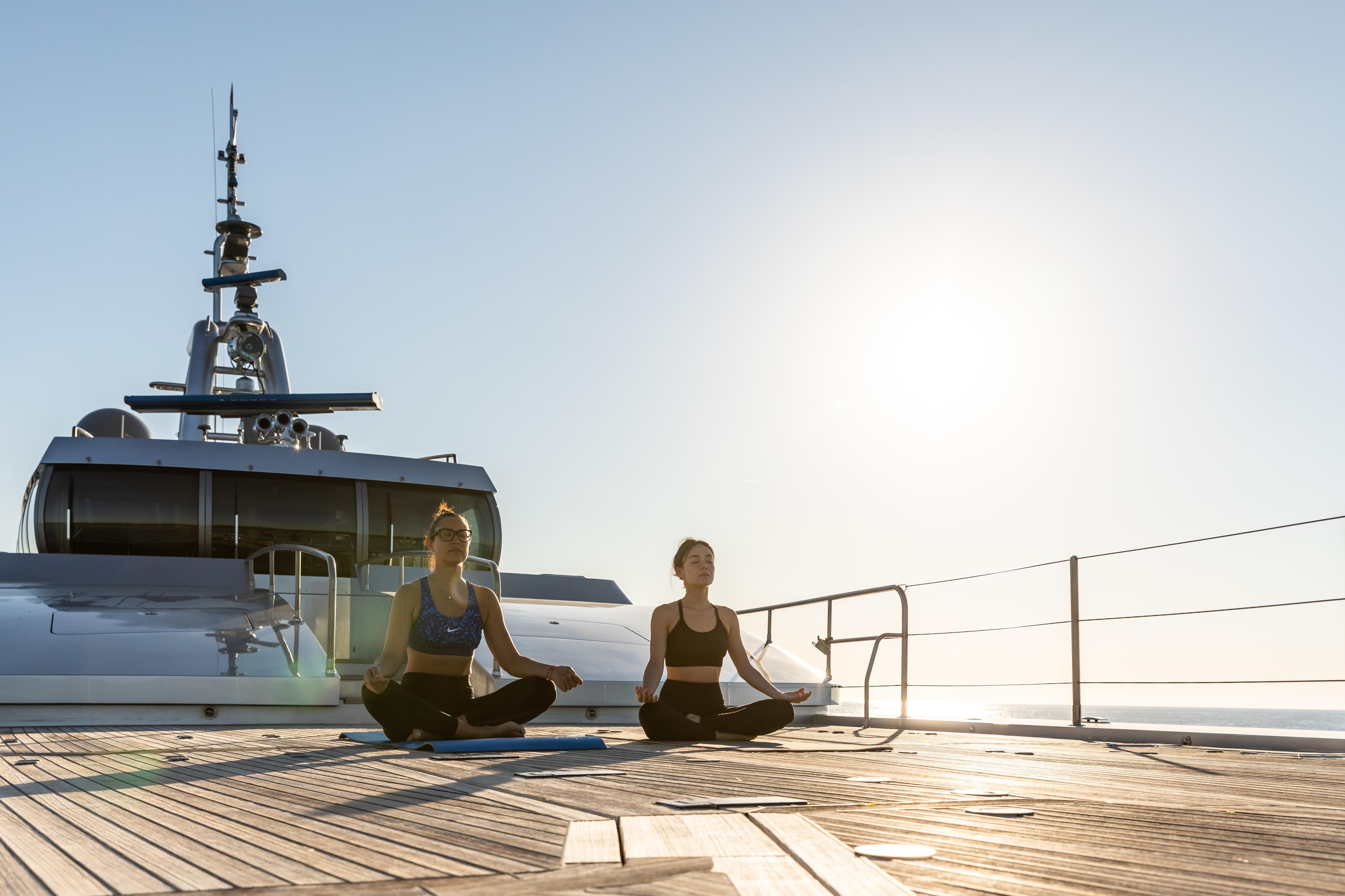 falcomoscata-lifestyle-fitness-yoga-sun_fraseryachts-kgRqHTbl.jpg