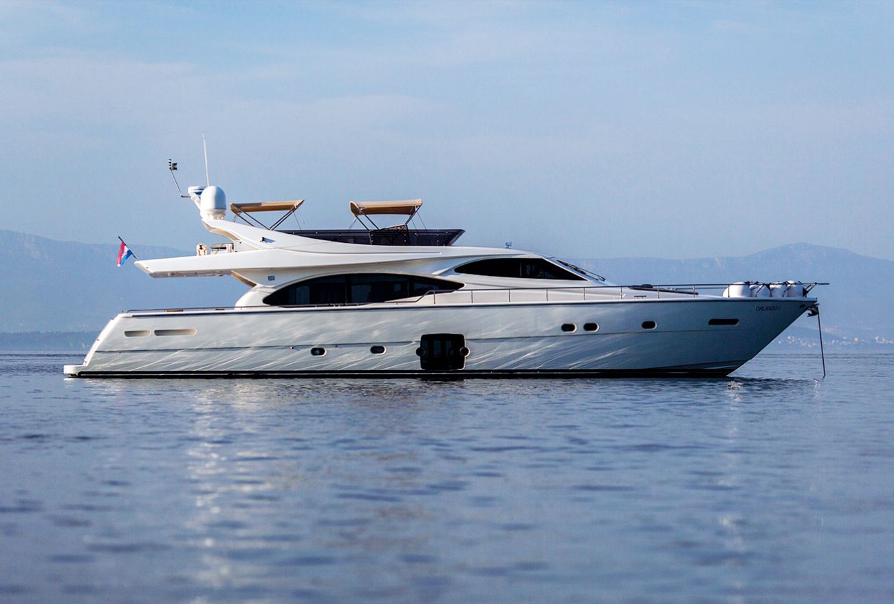 Aboard ORLANDO L a 78ft (24.05m) luxury motor yacht for Charter available with Fraser Yachts, built by FERRETTI YACHTS in 2007