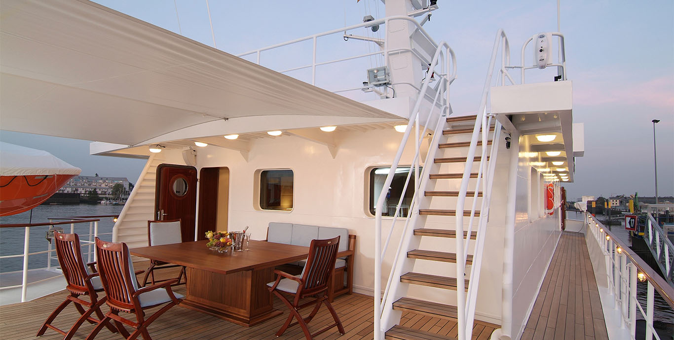 Aboard HANSE EXPLORER a 156ft (47.76m) luxury motor yacht , built by FASSMER in 2006