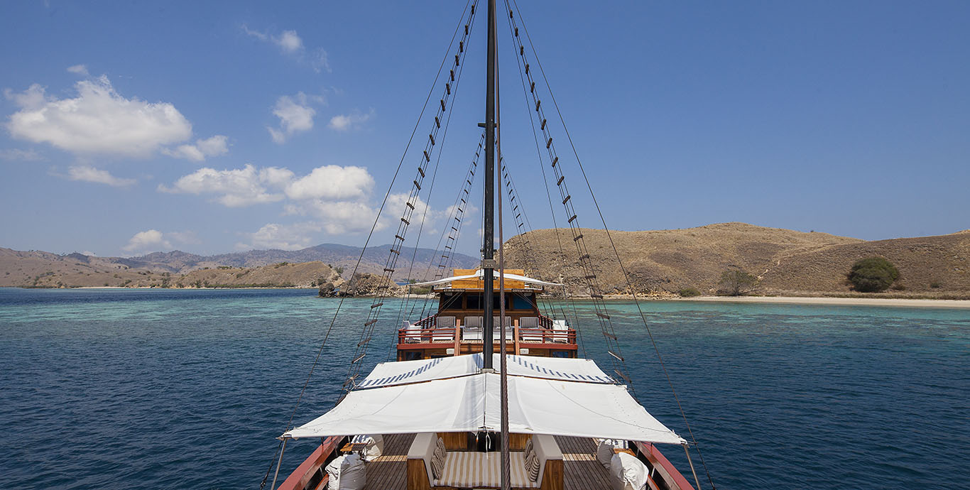 Aboard SAMATA a 137ft (42m) luxury sailing yacht for Sale & Charter available with Fraser Yachts, built by CUSTOM BUILT in 2006