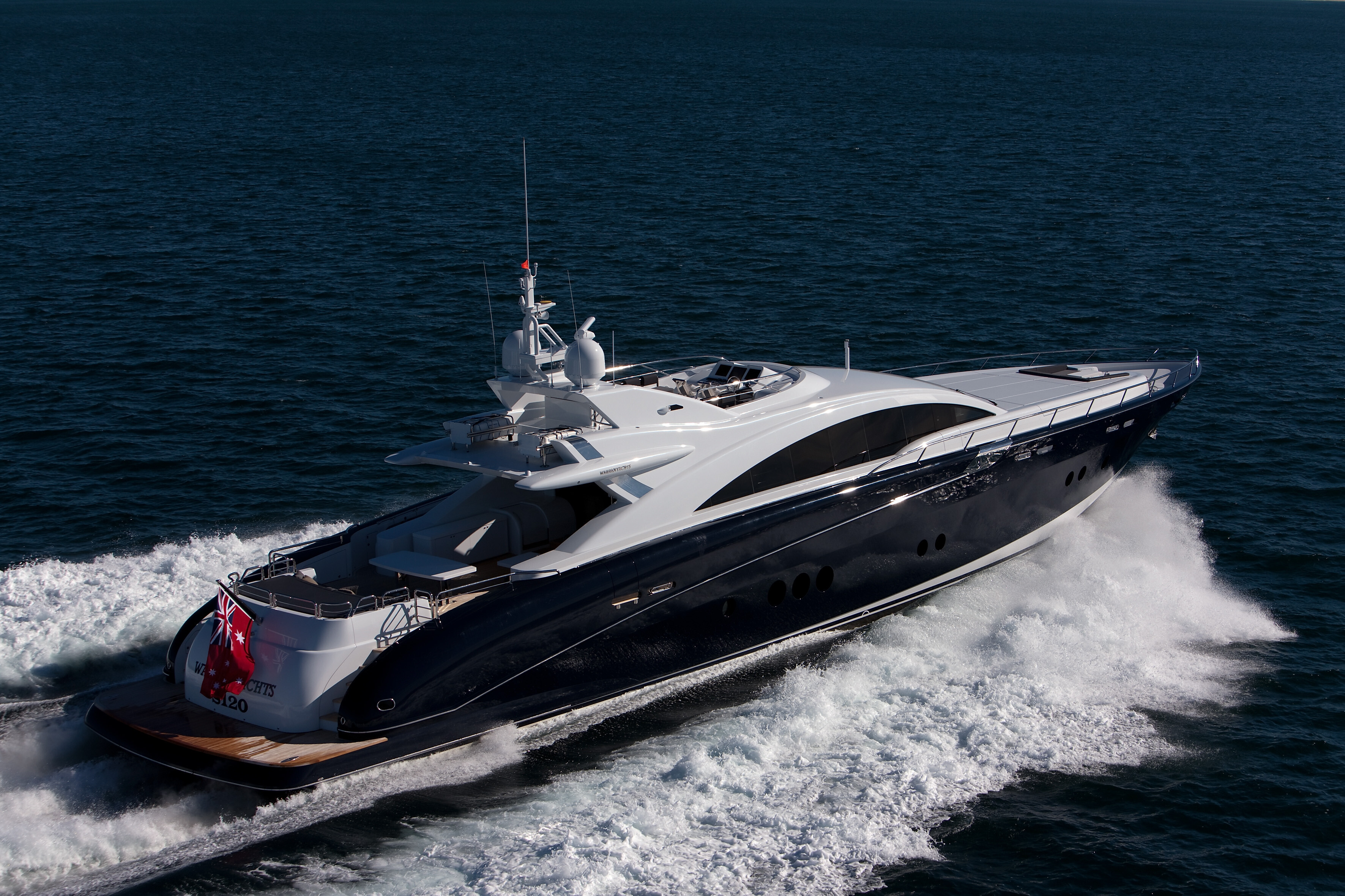 QUANTUM motor yacht by Fraser Yachts, built by WARREN YACHTS