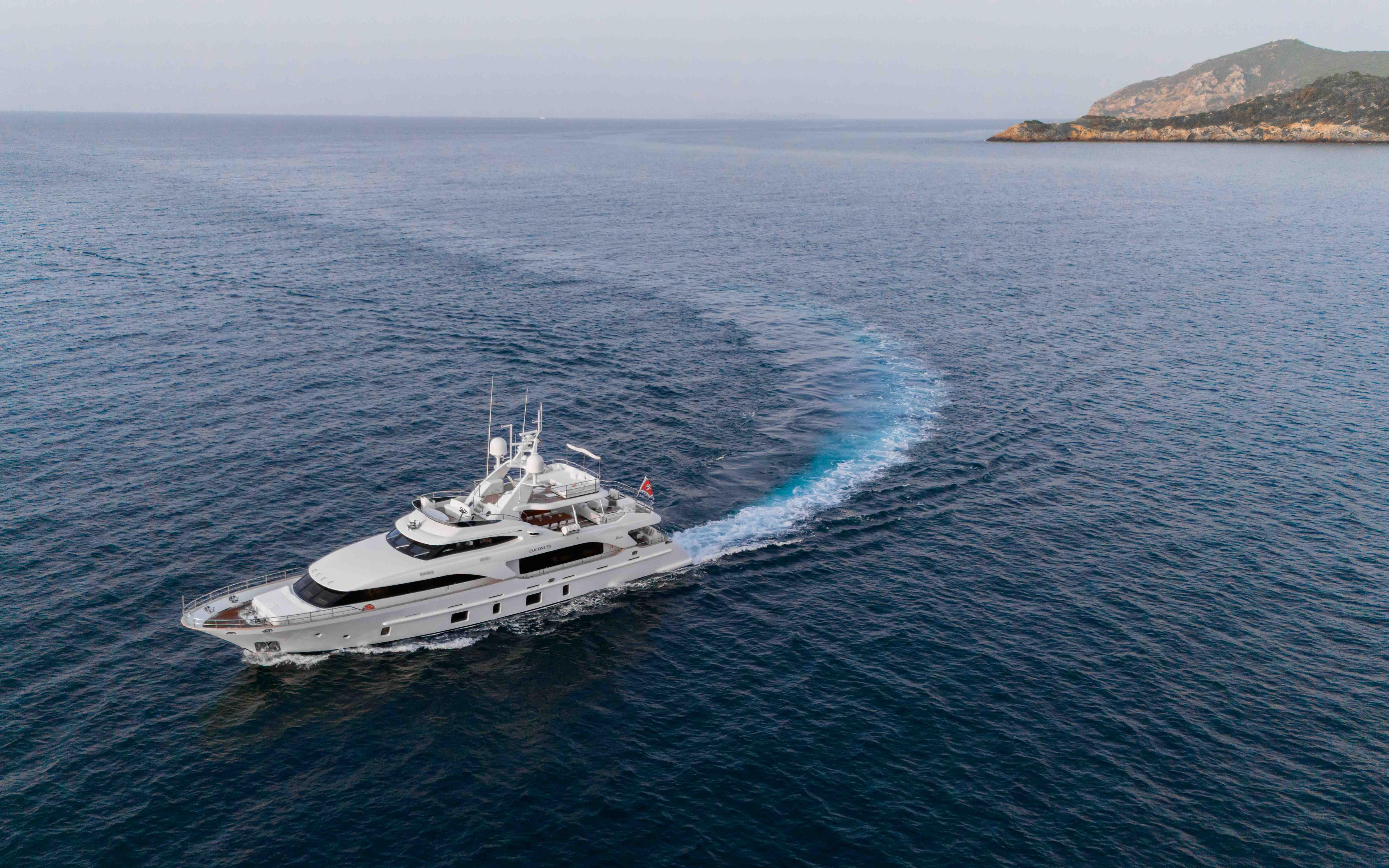 Aboard COCONUTS a 104ft (31.75m) luxury motor yacht for Sale available with Fraser Yachts, built by BENETTI in 2011