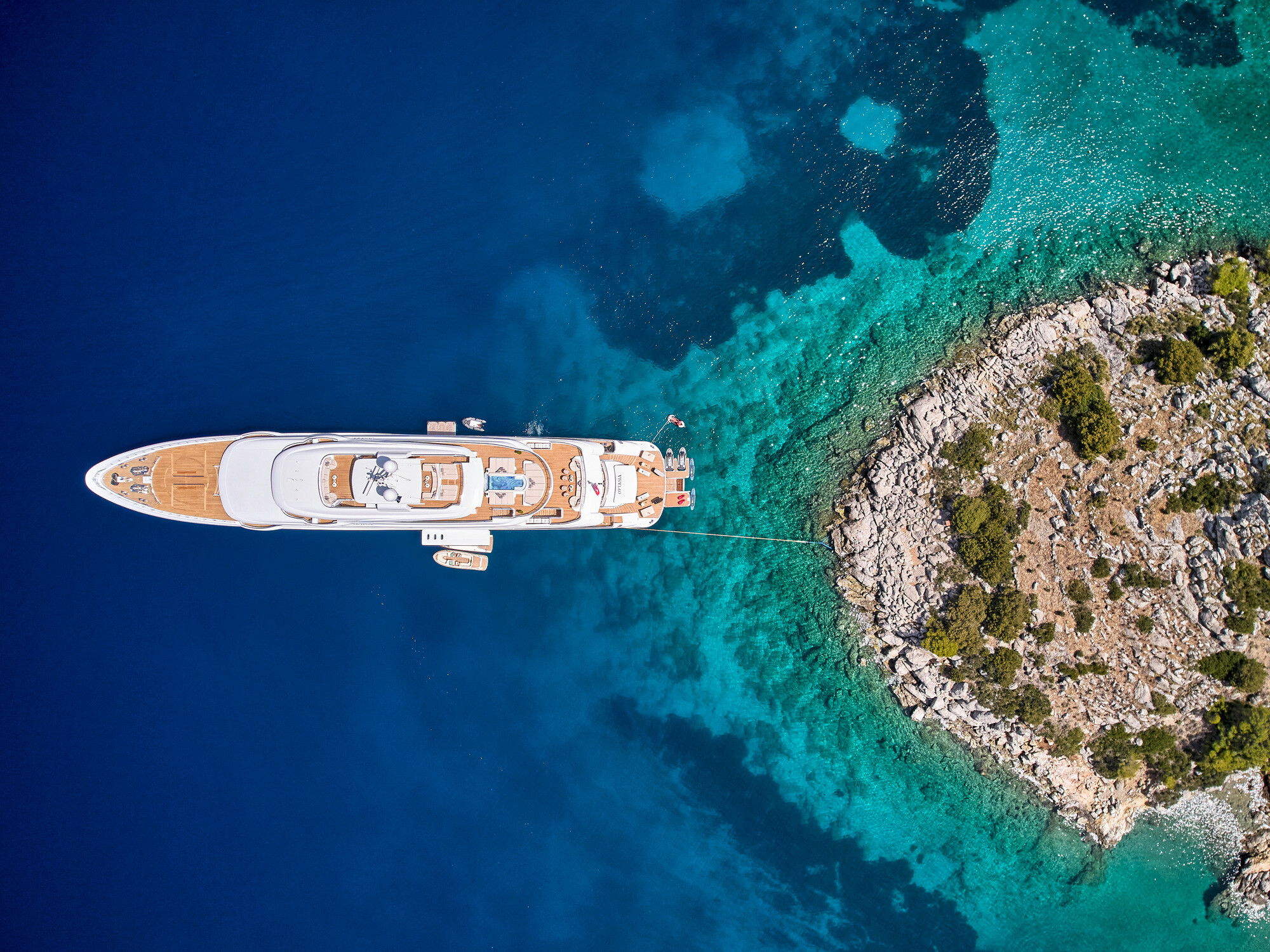 Aboard O'PTASIA a 278ft (84.73m) luxury motor yacht for Sale & Charter available with Fraser Yachts, built by GOLDEN YACHTS in 2018