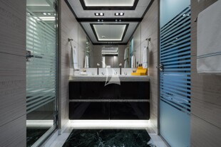 https://media.fraseryachts.com/Yachts/Y1065_KrB_MC/images/yachtfolio/o-ptasia-en-suite-facilities_134822-HGsBOtzM.jpg?vh=7410c7&w=310
