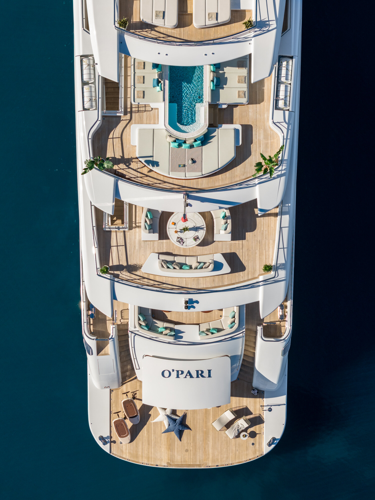 O'PARI motor yacht for Charter by Fraser Yachts, built by GOLDEN YACHTS