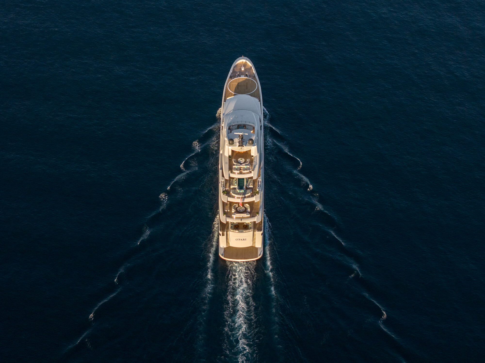 O'PARI motor yacht for Charter by Fraser Yachts, built by GOLDEN YACHTS