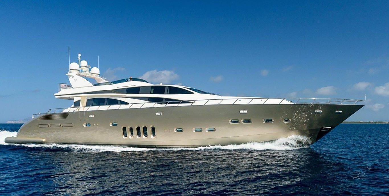 Aboard LOVE BOAT a 105ft (32.2m) luxury motor yacht , built by ITALYACHTS in 2006