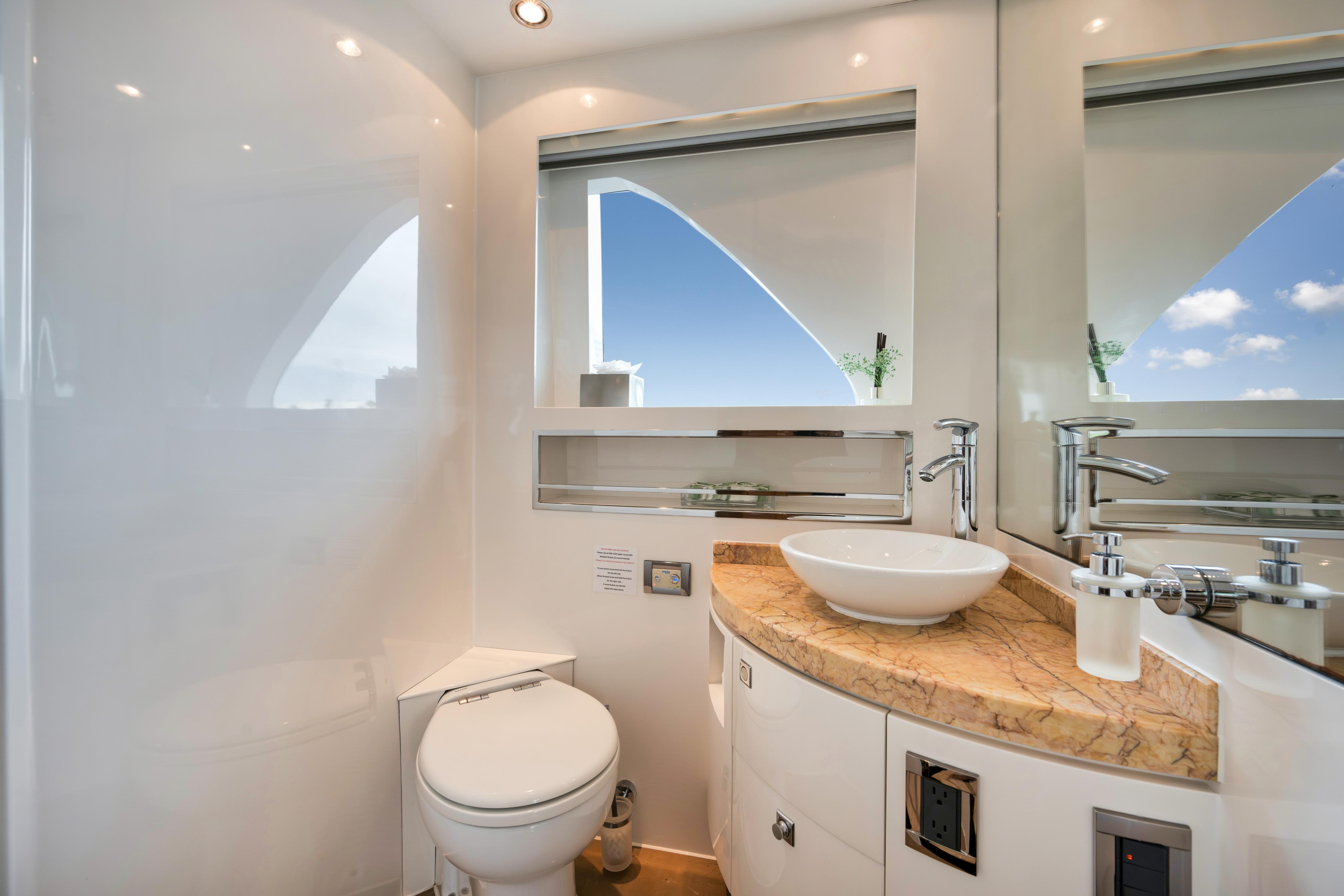 IN THE ZONE motor yacht for Charter by Fraser Yachts, built by HORIZON