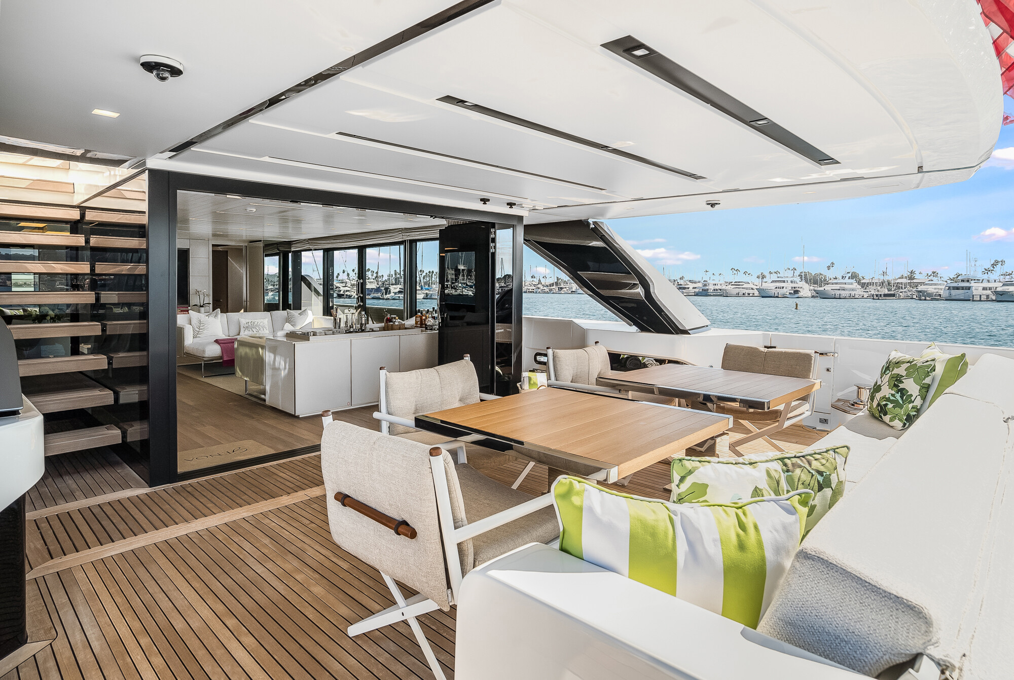 Aboard GENOA a 102ft (31.08m) luxury motor yacht for Sale available with Fraser Yachts, built by SANLORENZO in 2019