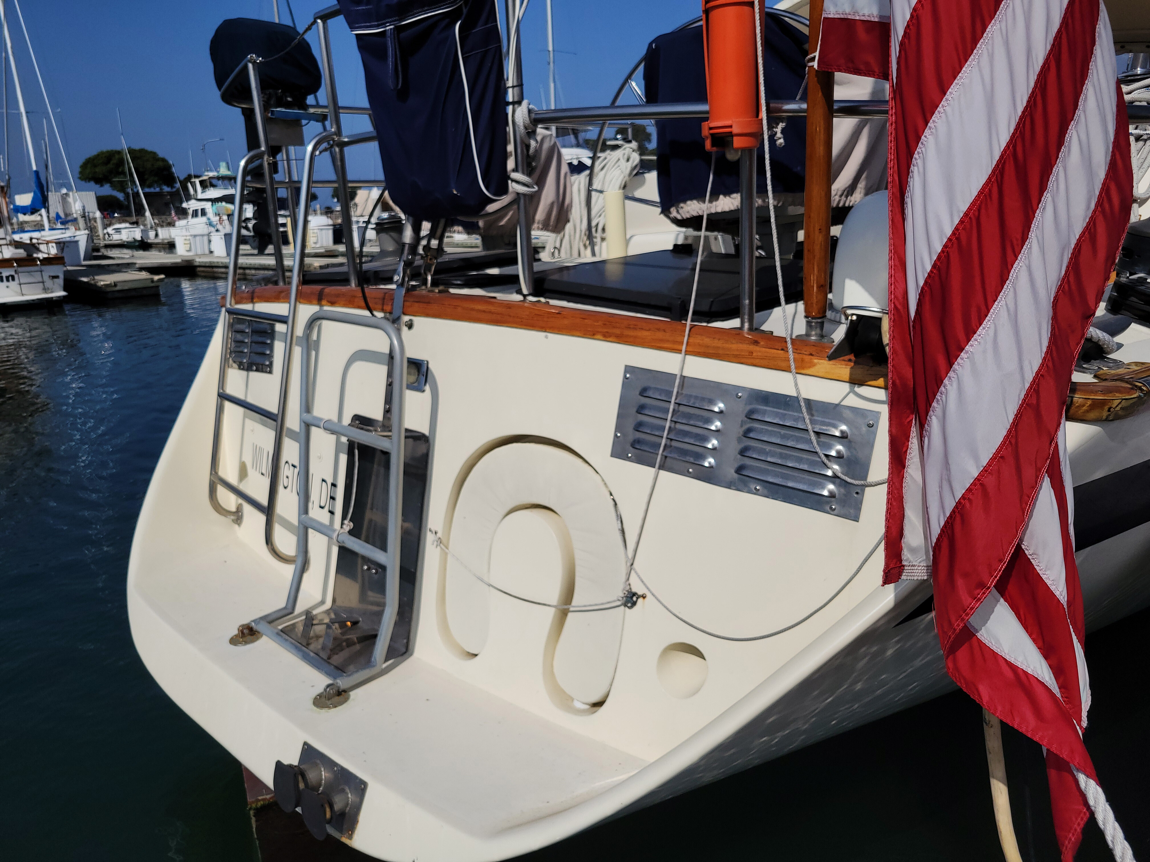 Aboard LOCURA a 72ft (21.95m) luxury sailing yacht , built by DENCHO in 1985