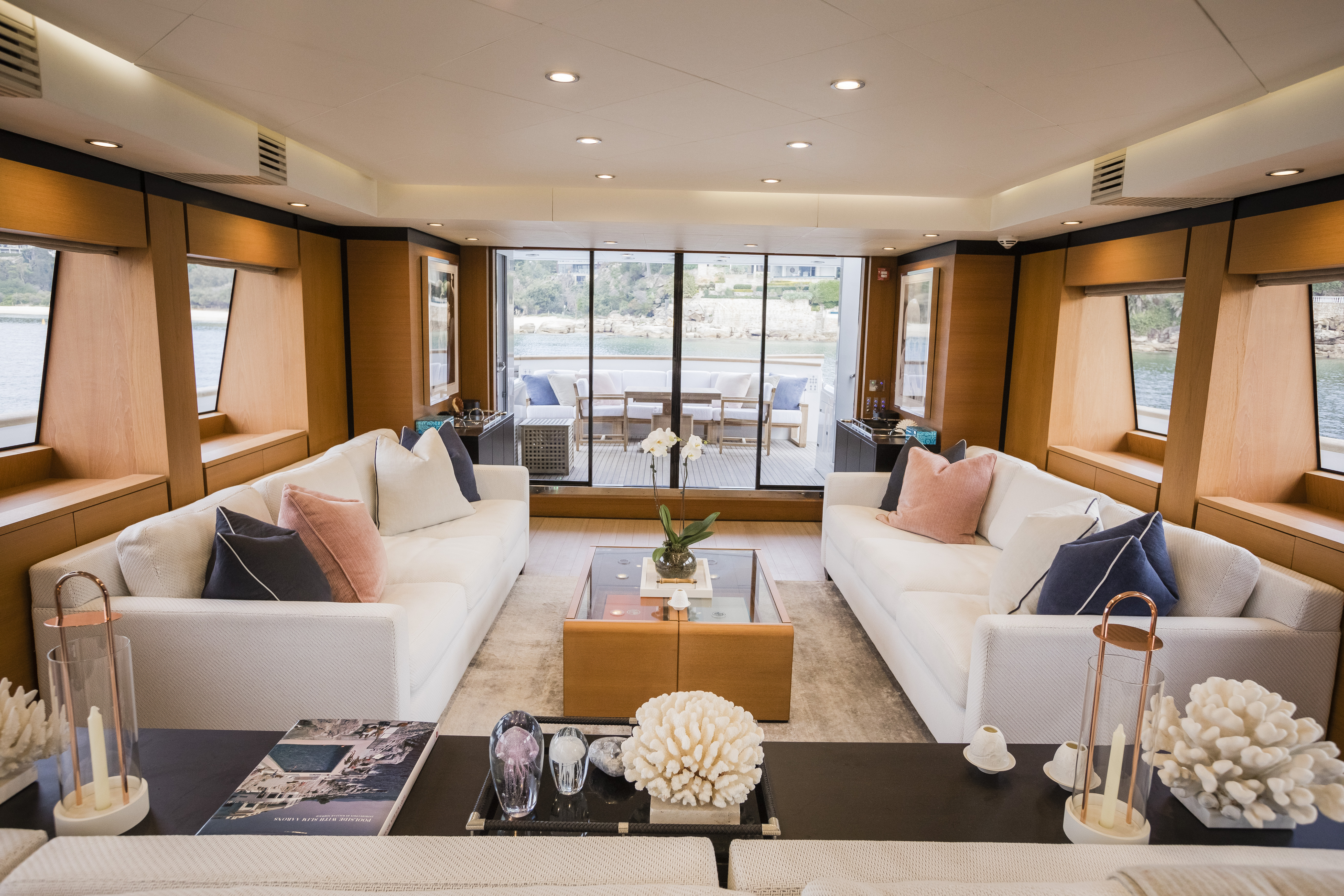 Aboard AKHIR 108 a 108ft (32.96m) luxury motor yacht , built by CANTIERI DI PISA in 2008