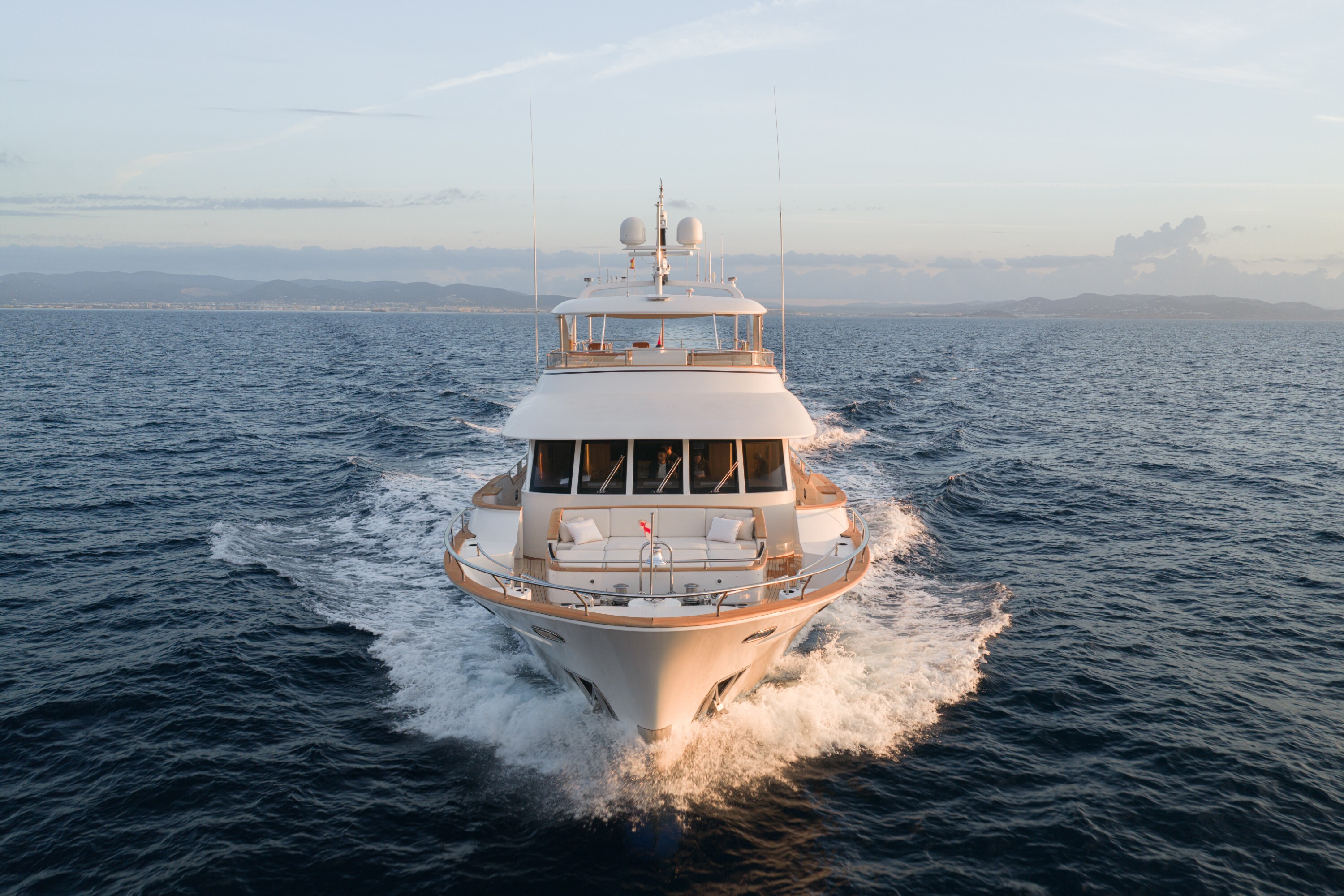 VANADIS motor yacht for Sale by Fraser Yachts, built by CERRI CANTIERI NAVALI