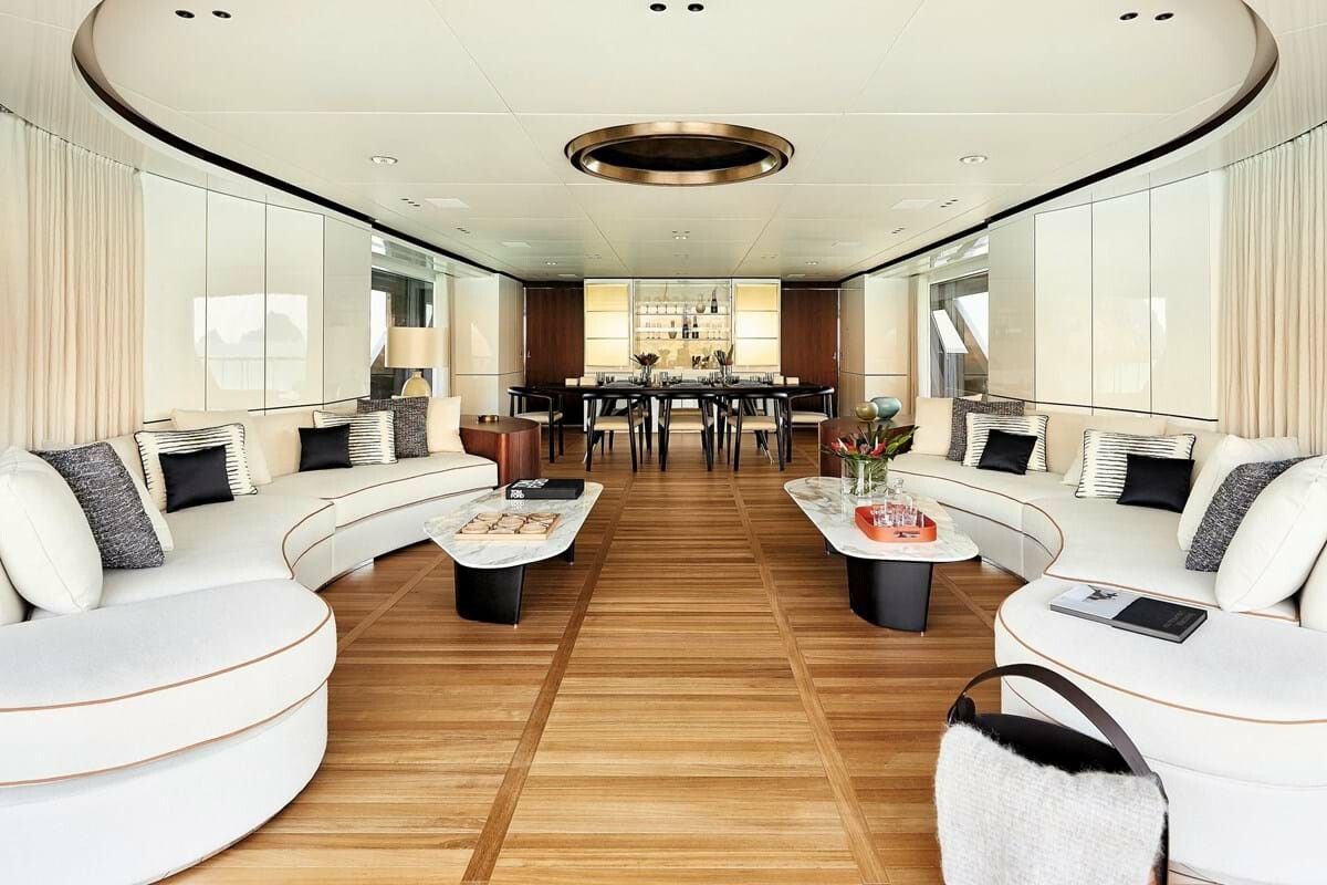 Aboard SEAGREEN a 133ft (40.8m) luxury motor yacht for Sale available with Fraser Yachts, built by BENETTI in 2020