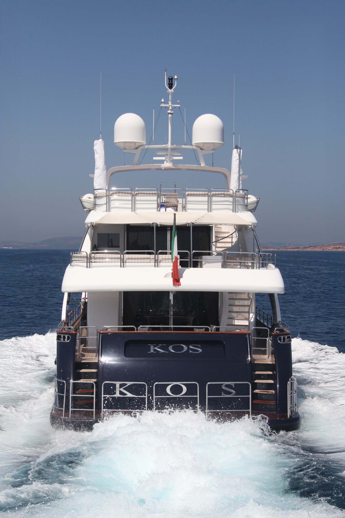 KOS motor yacht for Sale by Fraser Yachts, built by BENETTI
