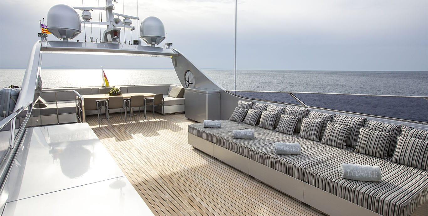 Aboard FORTUNA a 114ft (35m) luxury motor yacht , built by ADMIRAL YACHTS in 2010