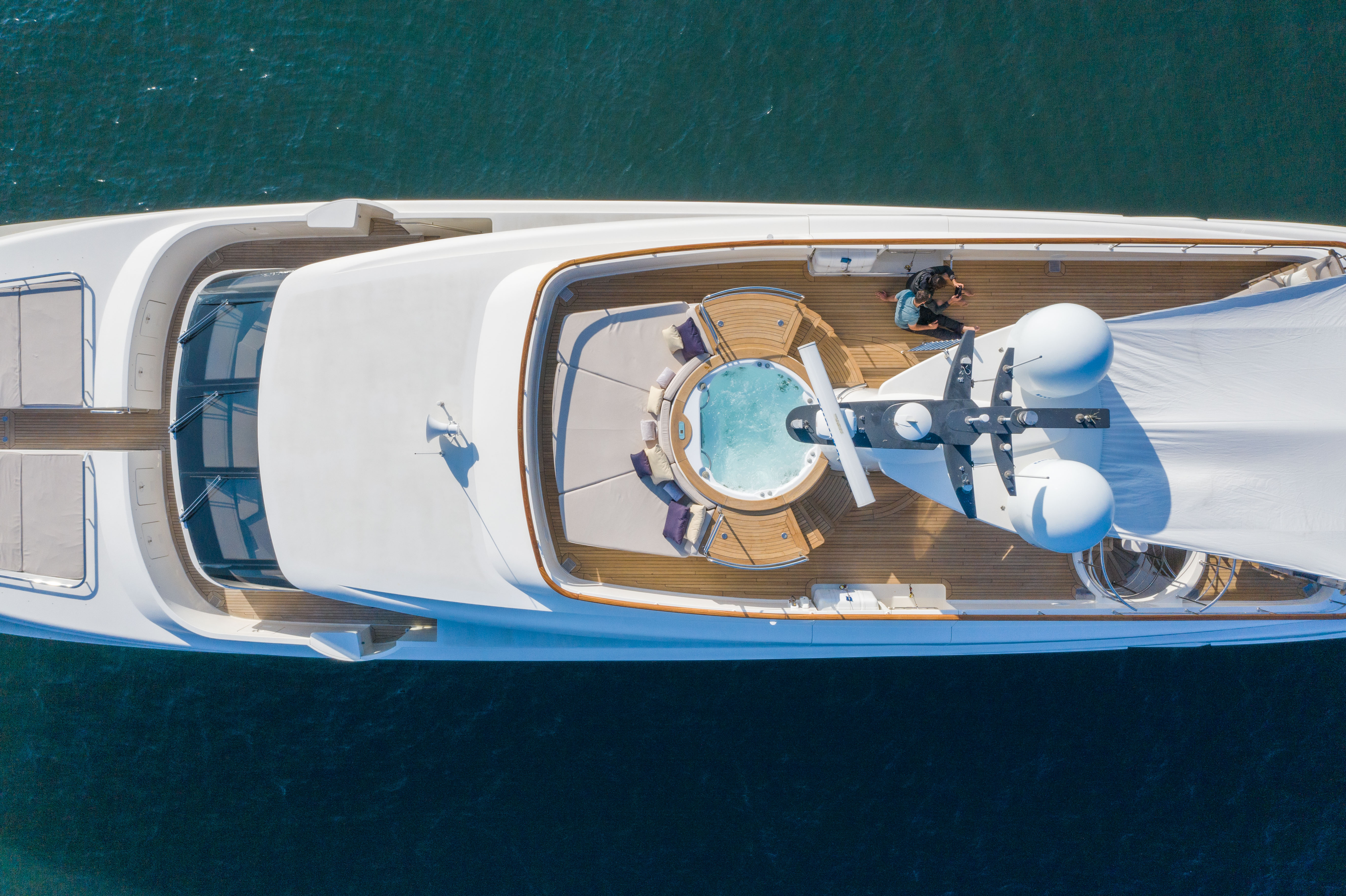 Aboard AL SADEEM a 123ft (37.75m) luxury motor yacht , built by SANLORENZO in 2012