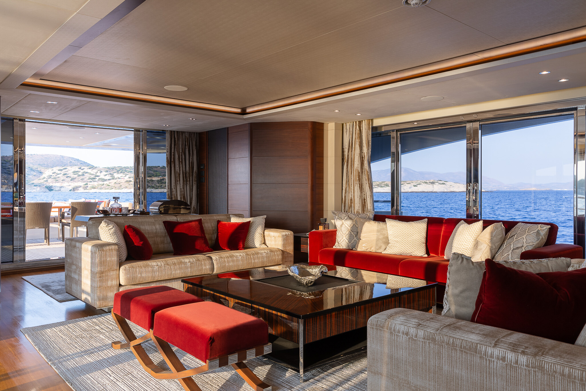 MIRAGE IV, a 131ft (40.16m) motor yacht , built by PRINCESS YACHTS in 2017