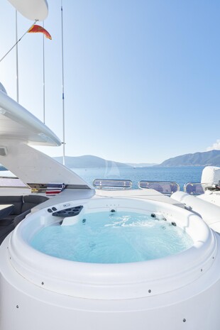 https://media.fraseryachts.com/Yachts/Y165_IM_MC/images/yachtfolio/annabel-ii-jacuzzi_139073-SLJ08rEa.jpg?vh=1fdc9b&w=310