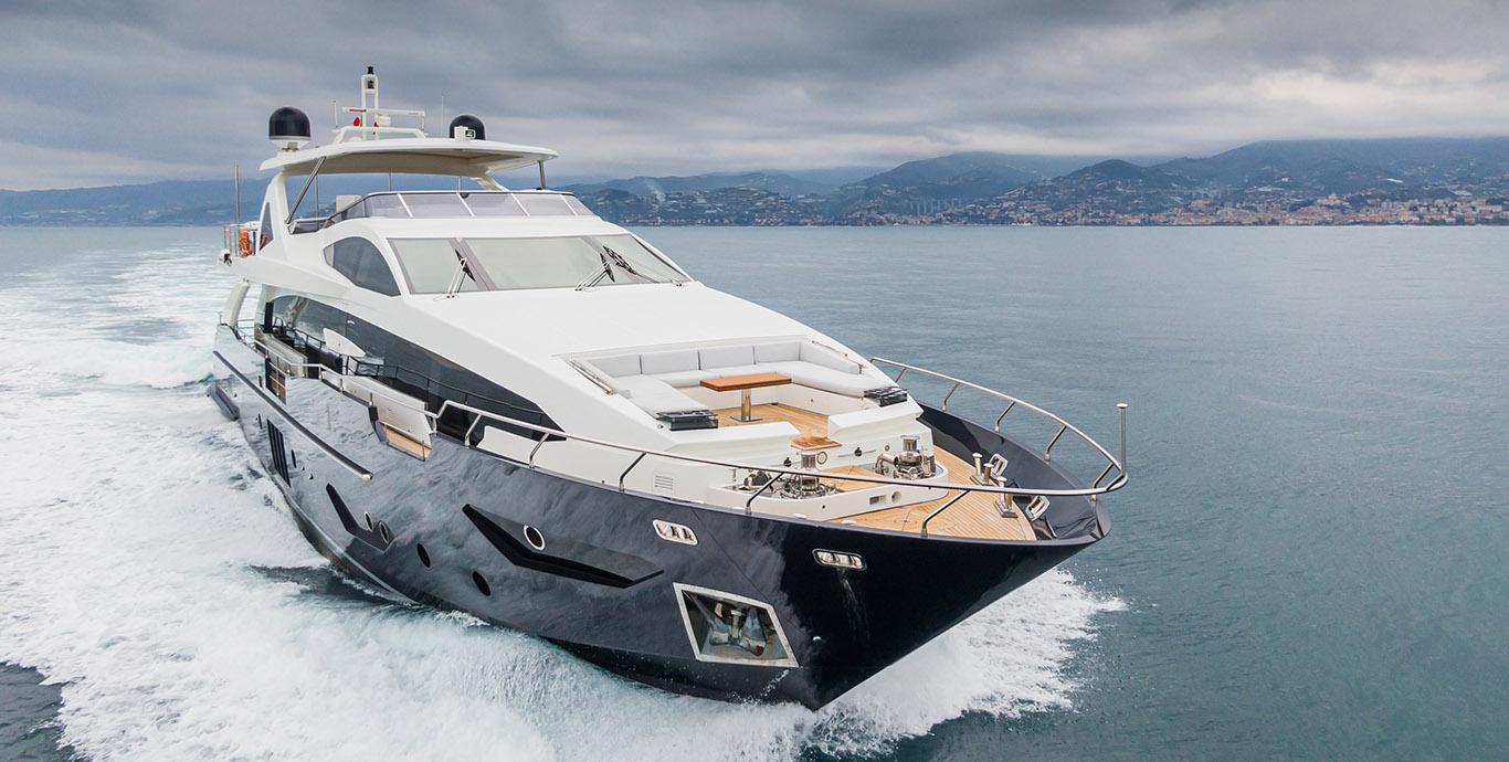 Aboard SOLSTICE a 93ft (28.62m) luxury motor yacht , built by AZIMUT in 2017