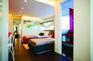 https://media.fraseryachts.com/Yachts/Y1738_MC_MC/images/yachtfolio/joyme-lld3-luvwkk_51538-gMeJGfjR.jpg?vh=0526f1&w=310