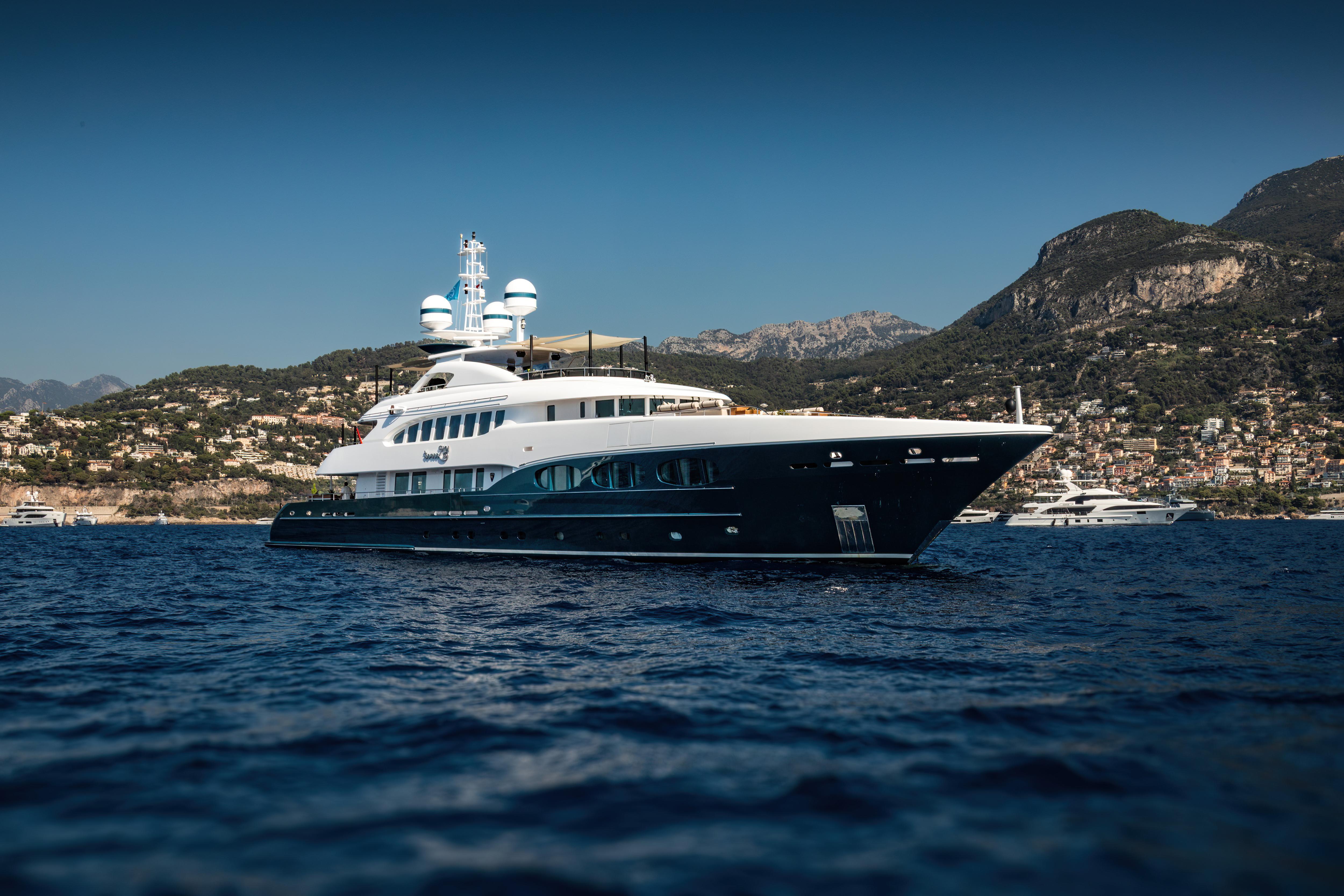 MY SECRET motor yacht for Sale by Fraser Yachts, built by HEESEN