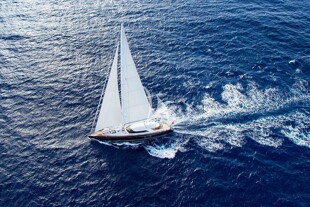 https://media.fraseryachts.com/Yachts/Y1767_MC_MC/images/yachtfolio/39-40-state-of-grace_56294-WyprIMXN.jpg?vh=3bdfa6&w=310