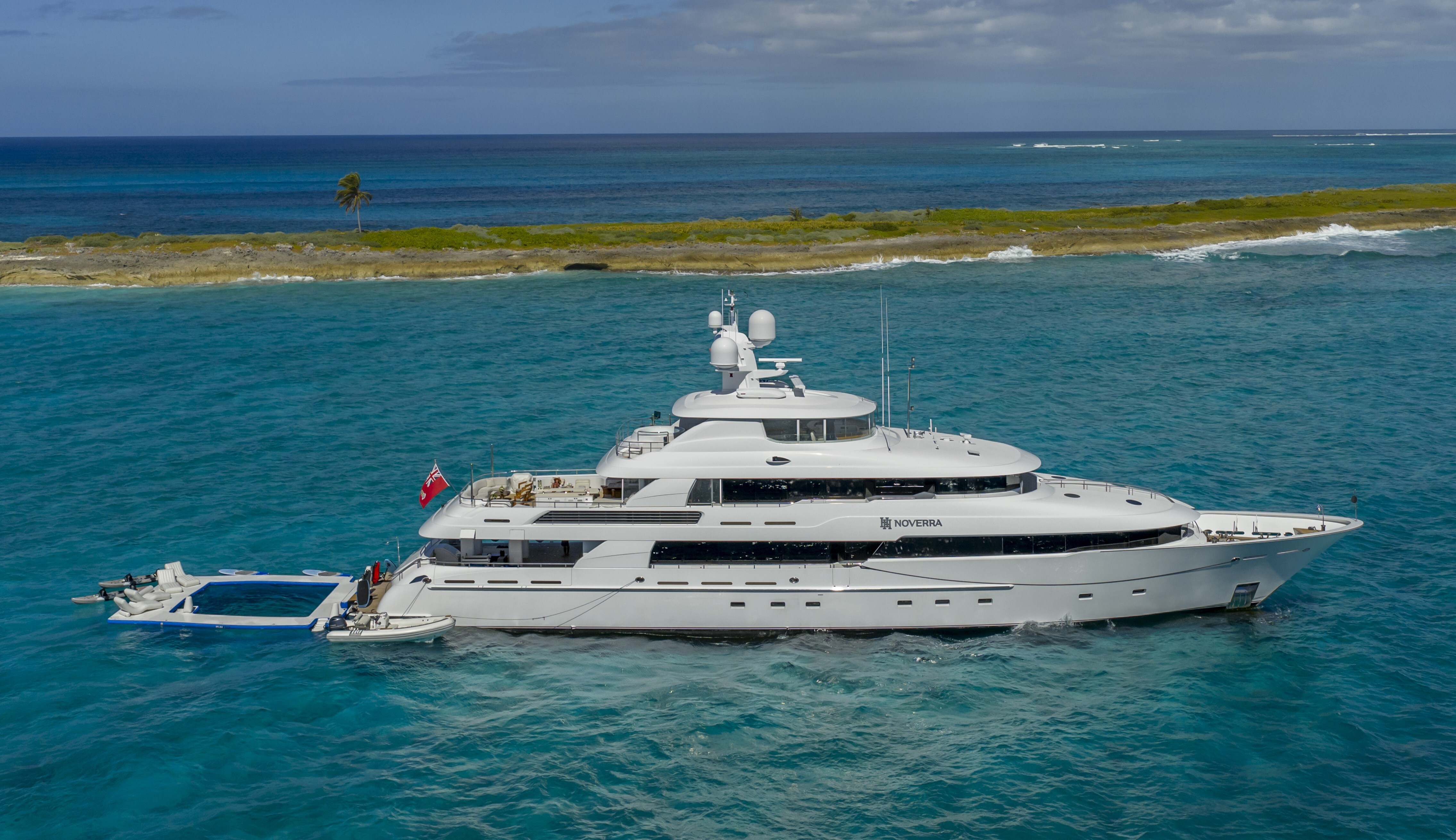 001_HH NOVERRA_Profile-zLTd0MqV.jpg