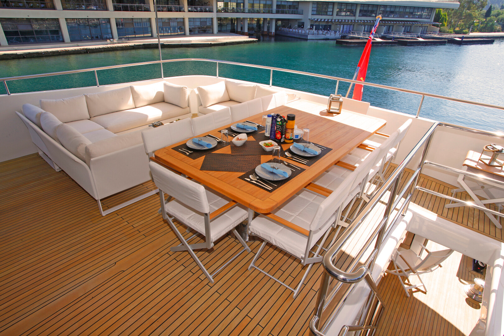 Aboard MR MOUSE a 138ft (42.06m) luxury motor yacht , built by AVANGARD YACHTS in 2012