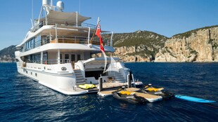 https://media.fraseryachts.com/Yachts/Y1969_KrB_MC/images/yachtfolio/galene-galene-swim-platform_190316-WkTW8RtD.jpg?vh=c6f7f6&w=310