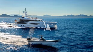 https://media.fraseryachts.com/Yachts/Y1969_KrB_MC/images/yachtfolio/galene-galene-with-10-5m-scorpion-tender_253056-FiM4l6sw.jpg?vh=1abf63&w=310