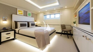 https://media.fraseryachts.com/Yachts/Y1969_KrB_MC/images/yachtfolio/galene-guest-cabin_190288-NWofeTKF.jpg?vh=72a713&w=310