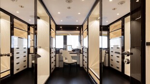 https://media.fraseryachts.com/Yachts/Y1969_KrB_MC/images/yachtfolio/galene-principle-cabin-wardrobe_190284-Cc21cBej.jpg?vh=c382a5&w=310