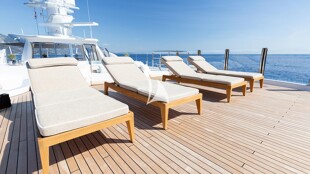 https://media.fraseryachts.com/Yachts/Y1969_KrB_MC/images/yachtfolio/galene-sun-deck-sunbeds_190310-MJVXq2F5.jpg?vh=3557de&w=310