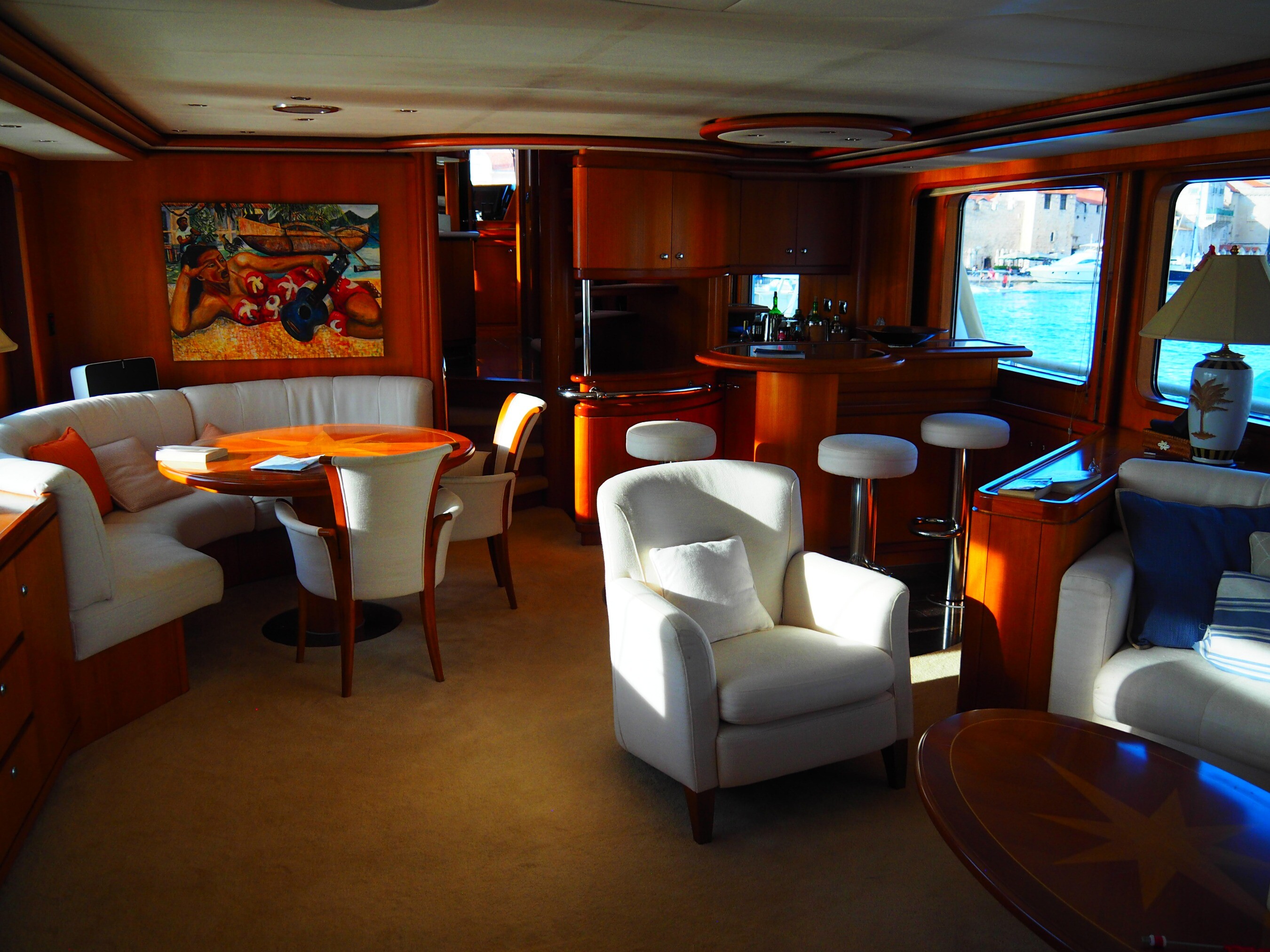 Aboard BLUE PEARL a 84ft (25.6m) luxury motor yacht for Sale available with Fraser Yachts, built by KUIPERS WOUDSEND in 2000