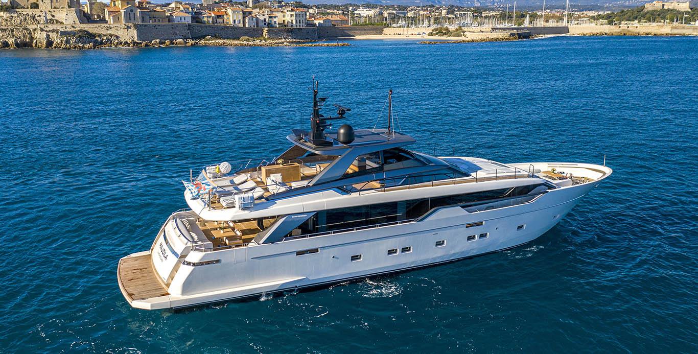 Aboard AMWAJ a 102ft (31.08m) luxury motor yacht , built by SANLORENZO in 2020