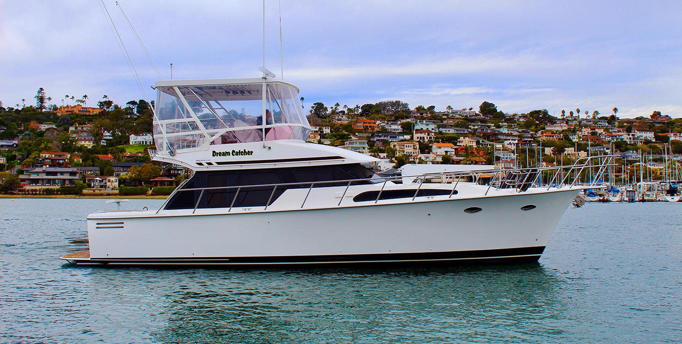 Aboard DREAM CATCHER a 43ft (13.11m) luxury motor yacht , built by MIKELSON in 2003