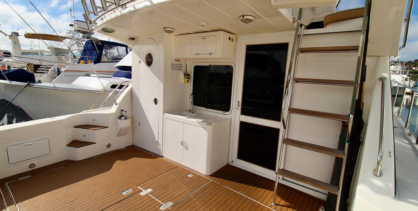 Aboard DREAM CATCHER a 43ft (13.11m) luxury motor yacht , built by MIKELSON in 2003