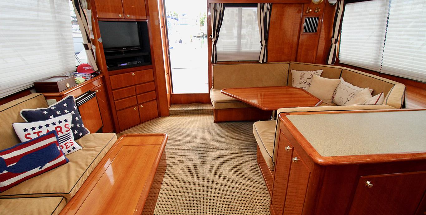 Aboard DREAM CATCHER a 43ft (13.11m) luxury motor yacht , built by MIKELSON in 2003