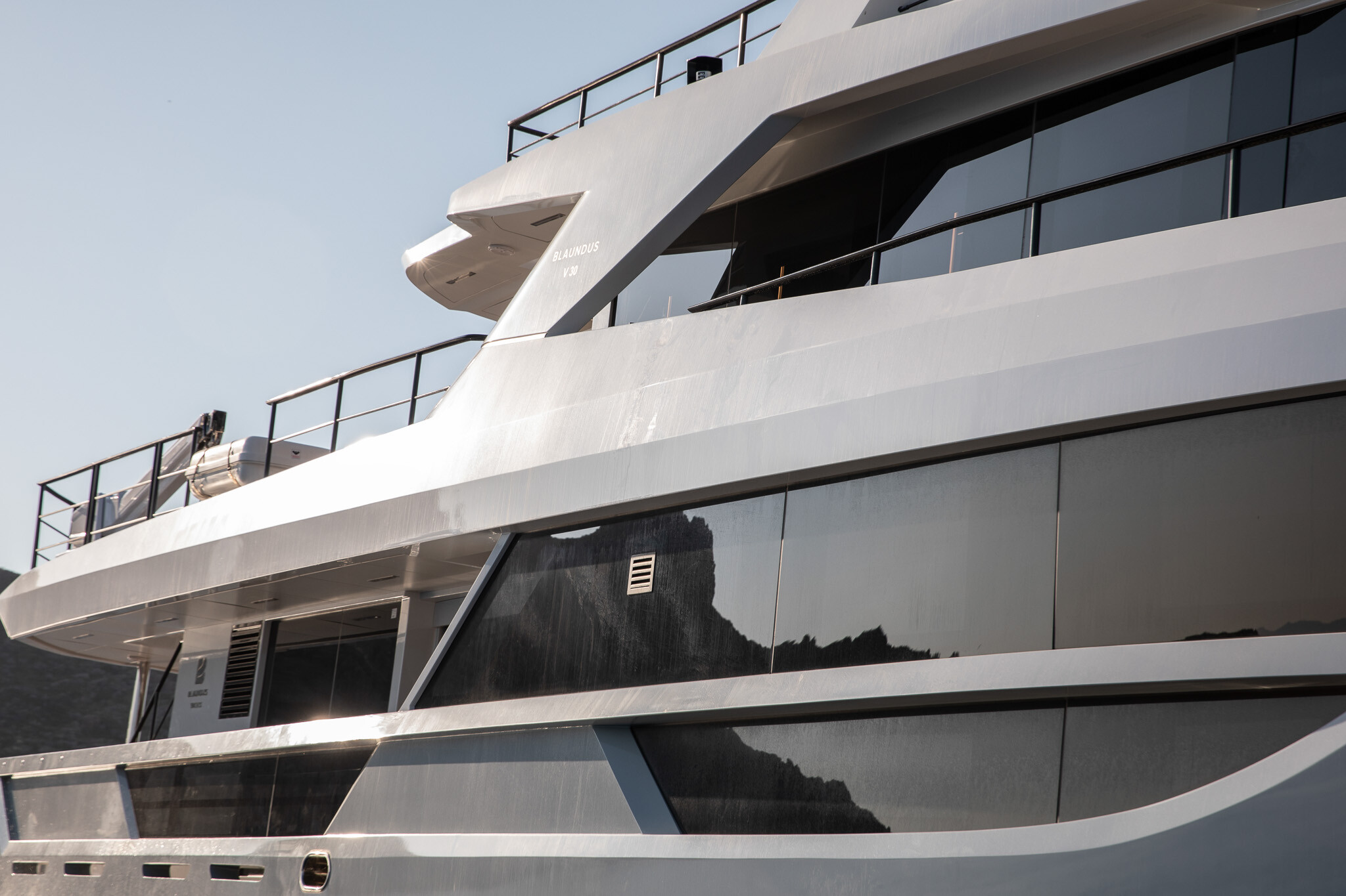 Aboard EZGY a 98ft (30m) luxury motor yacht for Sale available with Fraser Yachts, built by BLAUNDUS YACHTS in 2021