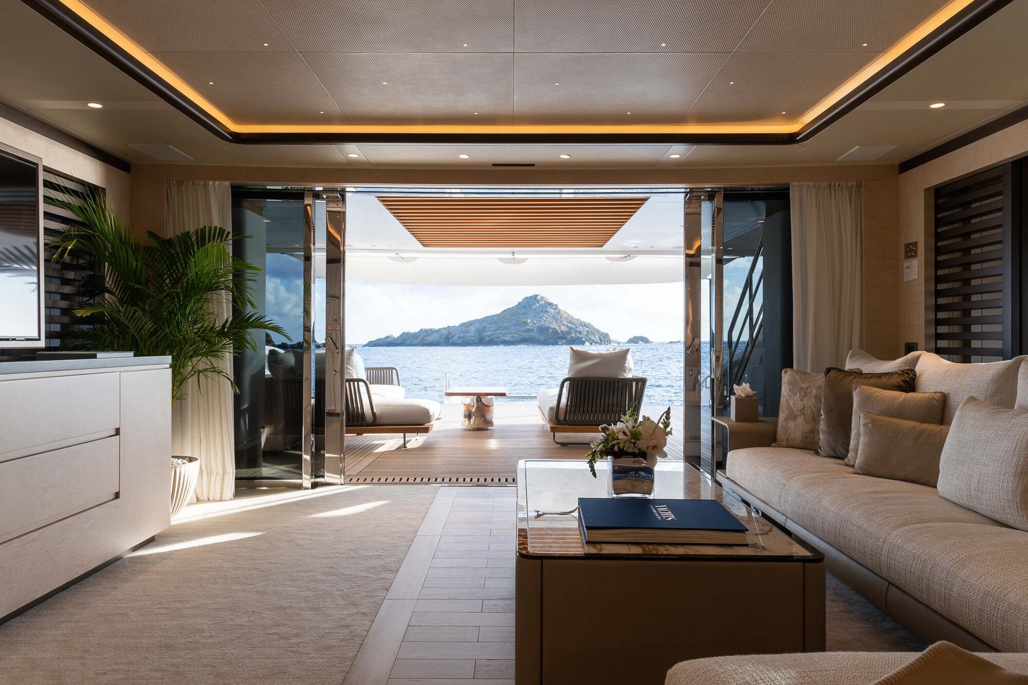 Aboard FANTASEA a 164ft (50m) luxury motor yacht , built by BENETTI in 2023