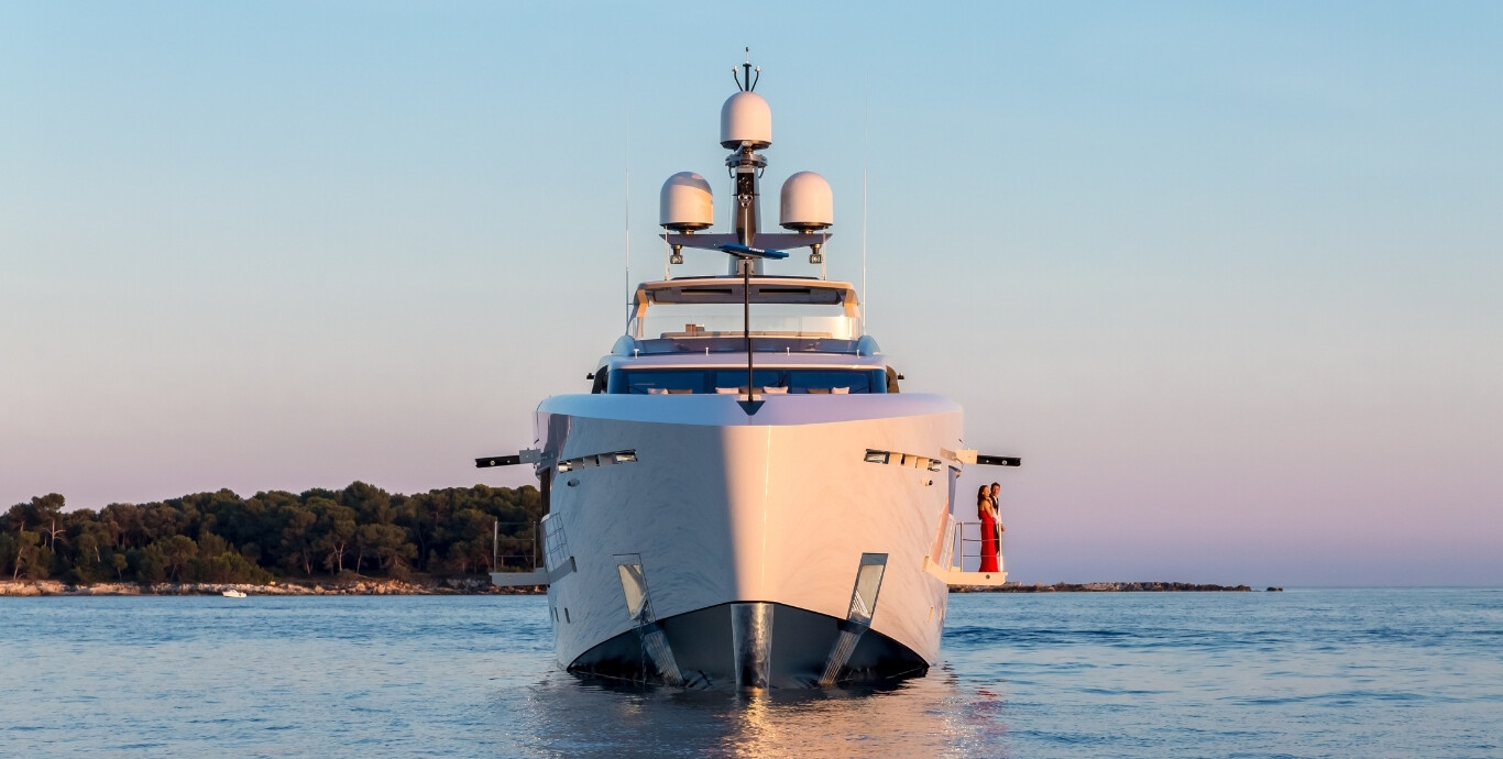 Aboard VERTIGE a 164ft (50m) luxury motor yacht , built by TANKOA YACHTS in 2017