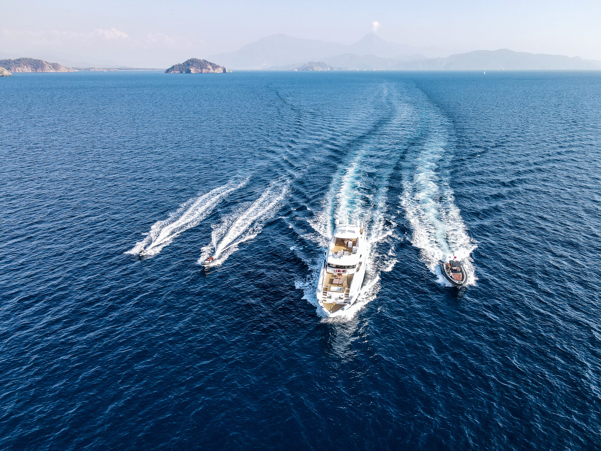 Aboard SUNRISE a 115ft (35.3m) luxury motor yacht , built by BENETTI in 2021