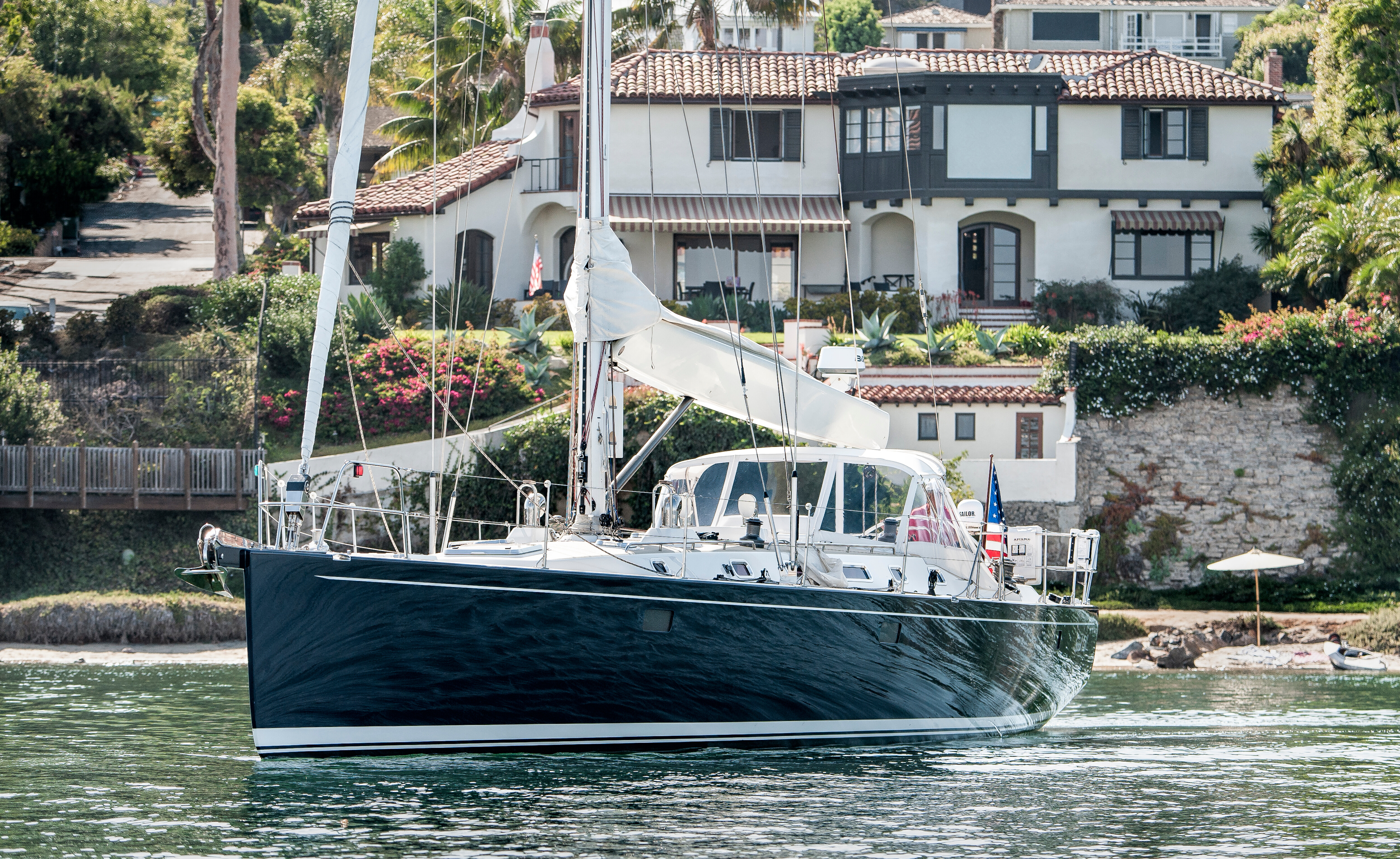 Aboard GOOD CALL a 65ft (19.81m) luxury sailing yacht , built by J BOATS in 2006