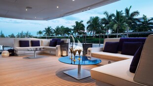https://media.fraseryachts.com/Yachts/Y232192/images/yachtfolio/ela-main-deck-aft_326505-QjphfcV2.jpg?vh=a0847d&w=310