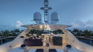 https://media.fraseryachts.com/Yachts/Y232192/images/yachtfolio/ela-sun-deck_326524-9ba2wDlx.jpg?vh=bc74ff&w=310