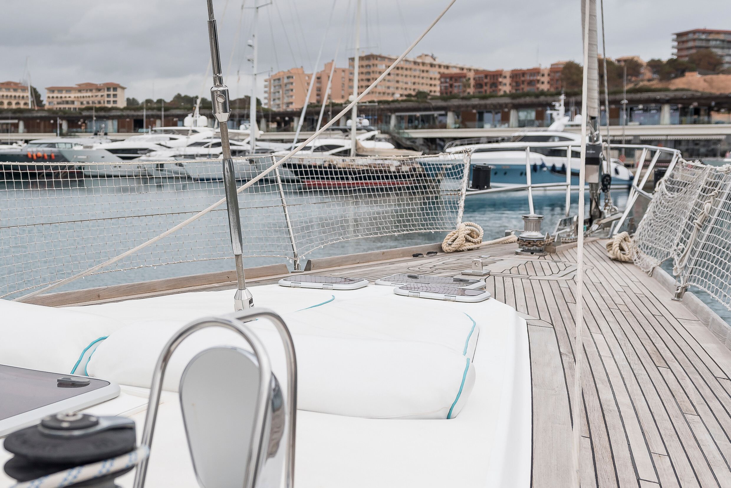 Aboard ROCIO a 83ft (25.46m) luxury sailing yacht , built by SOUTHAMPTON YACHT SERVICES in 1992