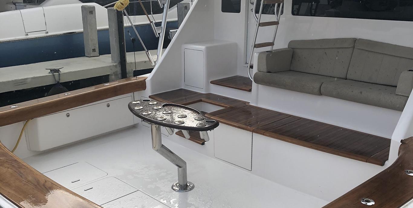 Aboard HIGH TIDE a 68ft (20.73m) luxury motor yacht , built by VIKING YACHTS in 2006