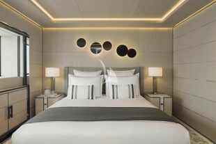https://media.fraseryachts.com/Yachts/Y232448/images/yachtfolio/alchemy-bridge-deck-double-cabin_376471-b280MALc.jpg?vh=83303f&w=310