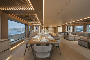 https://media.fraseryachts.com/Yachts/Y232448/images/yachtfolio/alchemy-main-deck-dining_376459-GwwXfpcr.jpg?vh=665ee7&w=310
