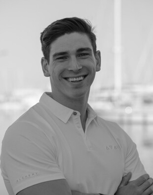 https://media.fraseryachts.com/Yachts/Y232448/images/yachtfolio/crew/365745-q93vAVQ9.jpg?vh=5cc010&w=310